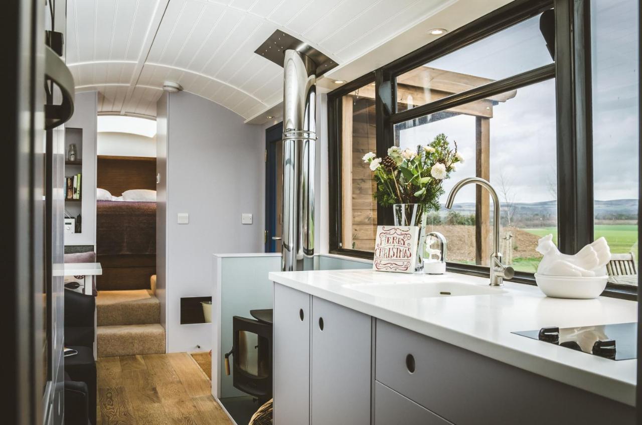 Luxury Bus 1 Villa Haddington Bagian luar foto